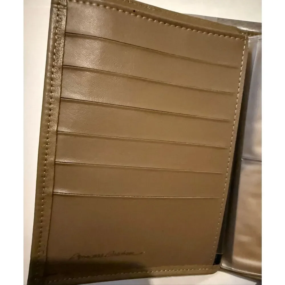 Prince Gardner Women's Cowhide Leather Tooled Bifold Card Wallet Tan OS NWOT